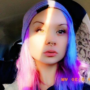 Meet your Posher, Alexandra